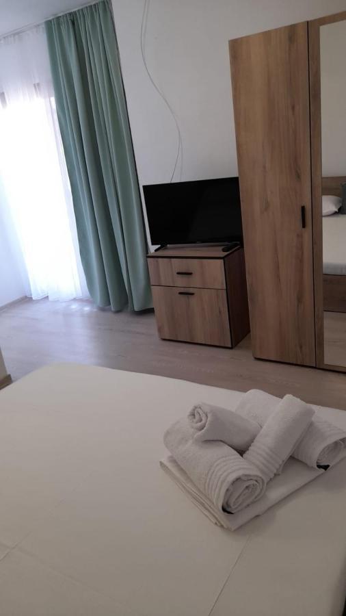 Casa Elena Eselnita Otel Dış mekan fotoğraf
