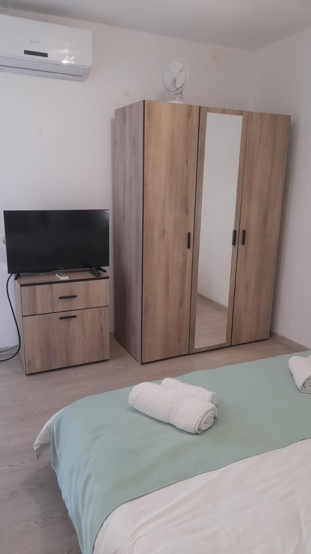 Casa Elena Eselnita Otel Dış mekan fotoğraf